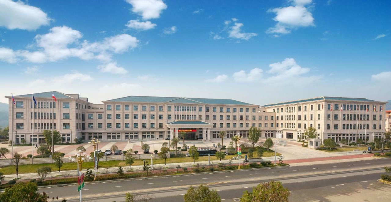 Millennium Resort Wuyishan Wuyishan  Eksteriør billede